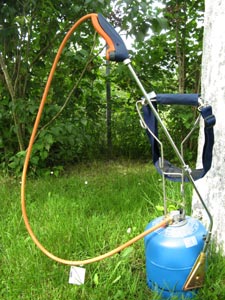 Désherbeur thermique portatif